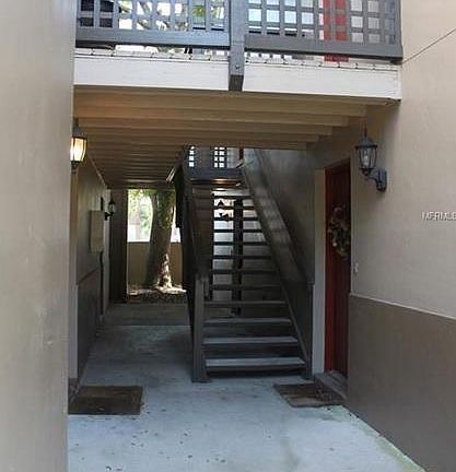 2nd image of 607 S Westland Ave APT 4
