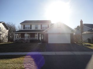 410 Willow Rd, Lakemoor, IL 60051