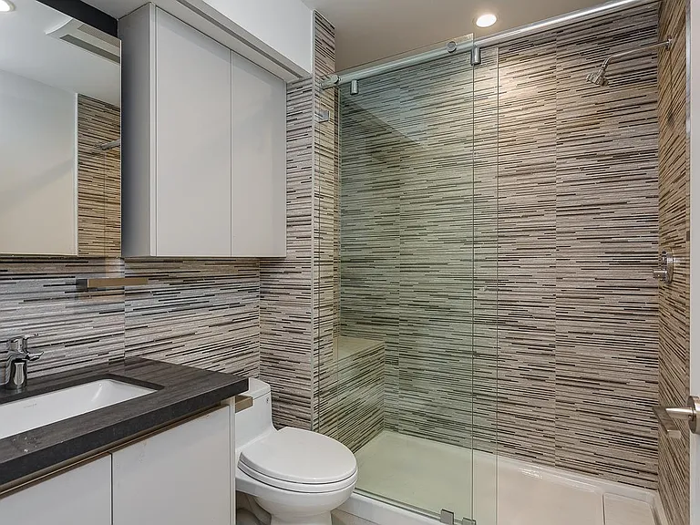 900 Wilshire Blvd #1 — Photo 10
