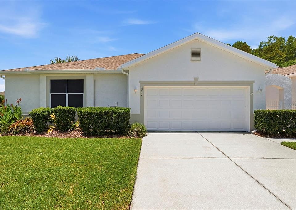 1st image of 8237 Fallglo Ln