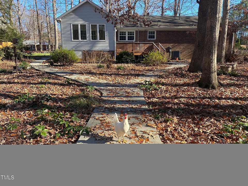 2nd image of 4905 Heritage Dr
