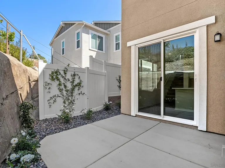 1523 Wingwood Ln — Photo 11
