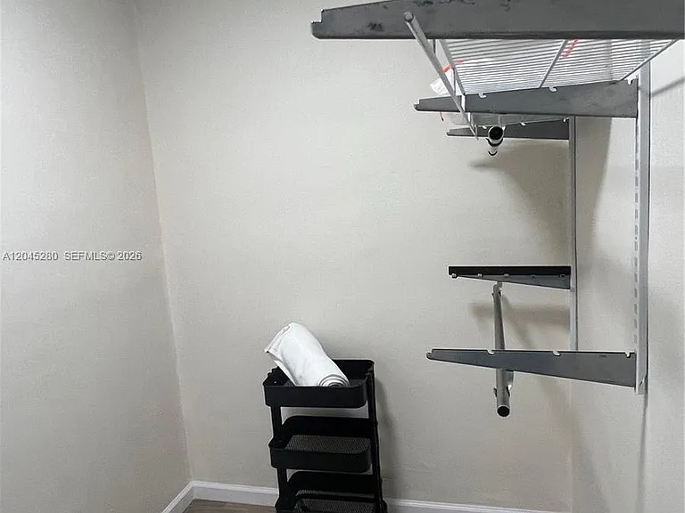 7720 Harding Ave #8 — Photo 25