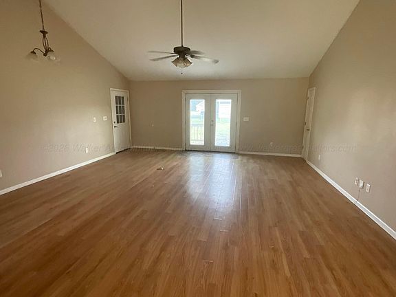 3rd image of 69 Wolf Ln