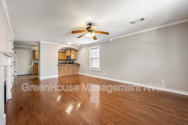 2 bed, 2.5 bath, 1150 sqft, $1,375 — Photo 3