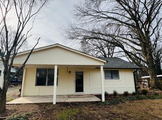 1029 Nations Dr, Charlotte, NC 28217