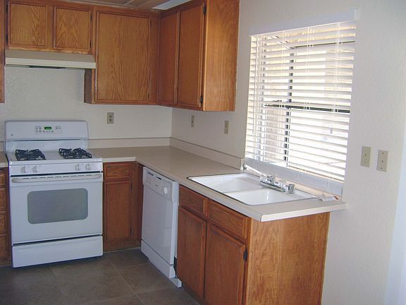 2nd image of 25751 Cayenne Ct