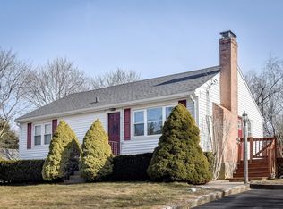 2 Walter St, Plainville, MA 02762