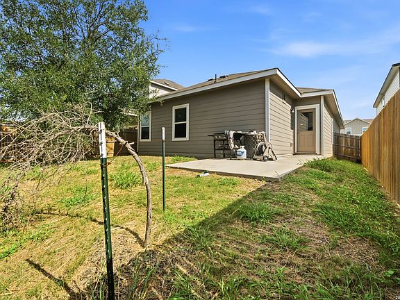 4th image of 3527 Rancho Grande