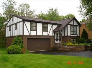 109 Valley Hi Dr, Pittsburgh, PA 15229
