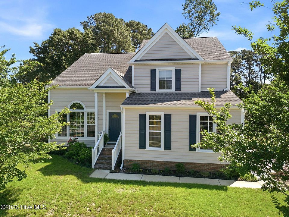 1st image of 4011 E Bishop Court