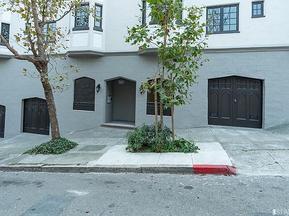 5th image of 845 Waller St
