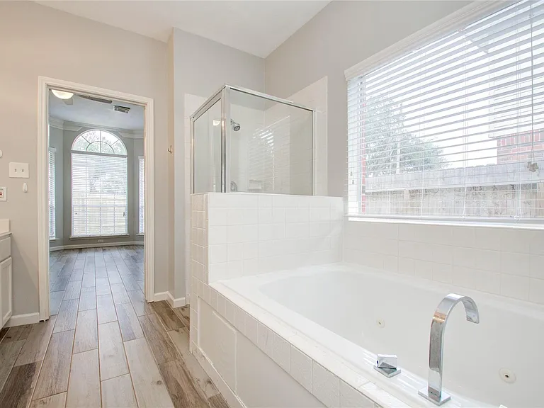 24302 Schivener House Ln — Photo 17