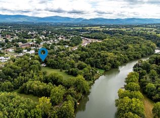 290 Shenandoah River Rd, Shenandoah, VA 22849