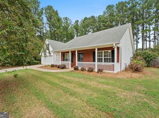 105 Laurel Ln, Social Circle, GA 30025