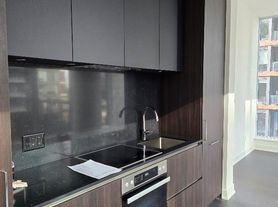 35 Mercer St W
