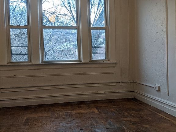 5th image of 535 W 232nd St APT 3