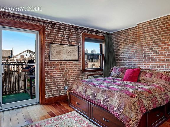 5th image of 2101 5th Ave APT 4S