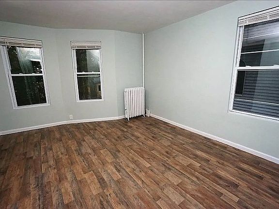 2nd image of 426 E 5th St Floor 2