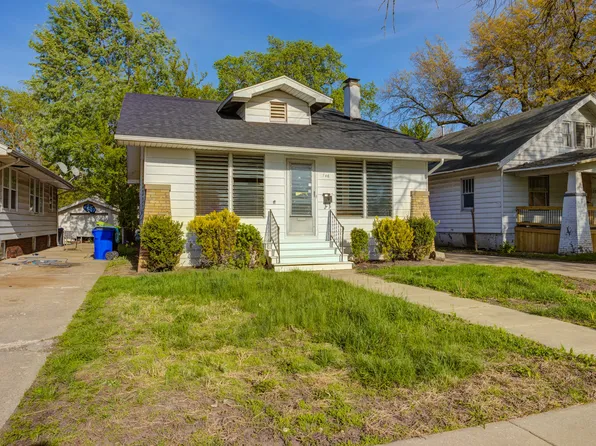 1746 N Graceland Ave, Decatur, IL 62526