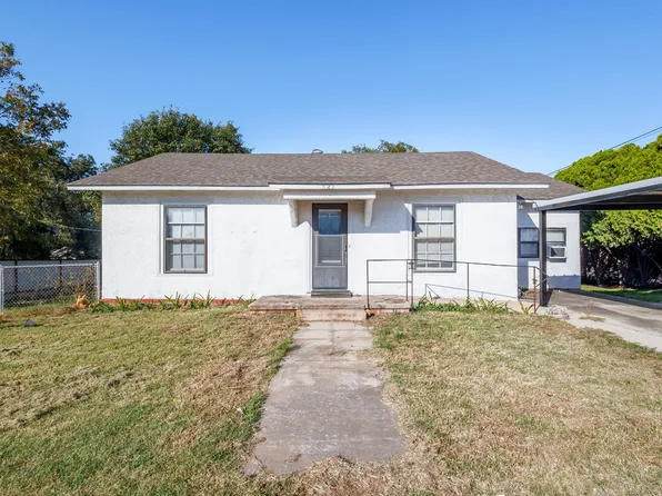 625 N Avenue D, Cross Plains, TX 76443