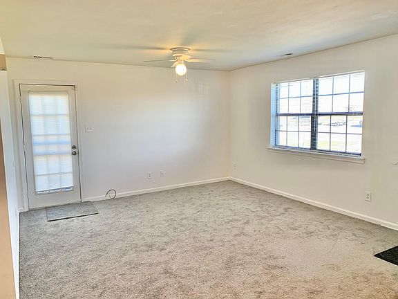 3rd image of 6137 Old College Dr
