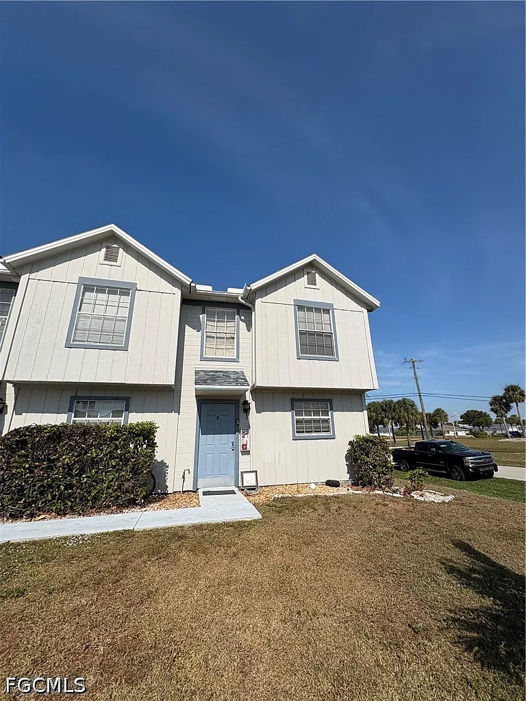 2 bed, 2.5 bath, 1153 sqft, $1,975 — Photo 2