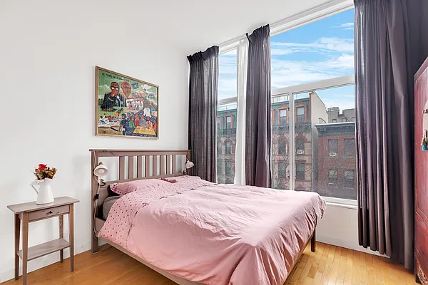 Rented by Compass | media 10