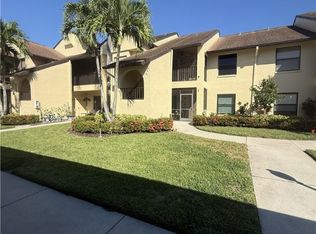 8336 Charter Club Cir UNIT 9, Fort Myers, FL 33919
