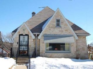 3136 S 42nd St, Milwaukee, WI 53215