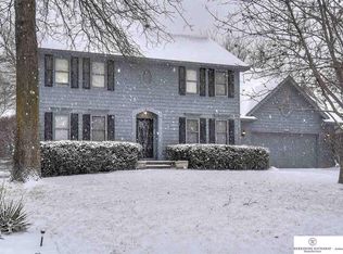 15620 Polk Cir, Omaha, NE 68135