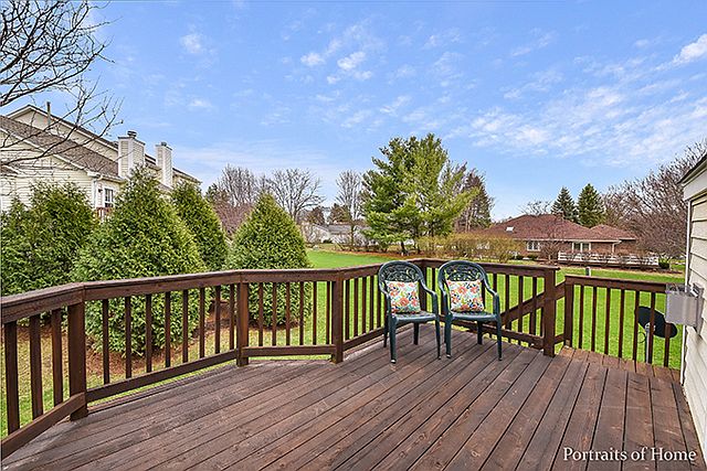 2nd image of 327 Normandie Dr