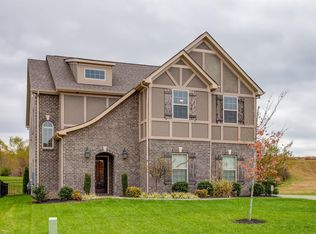 216 Riding Club Ct, Gallatin, TN 37066