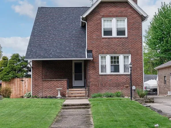 227 Roselawn Ave NE, Warren, OH 44483