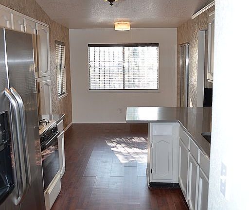 5th image of 617 El Parque Dr