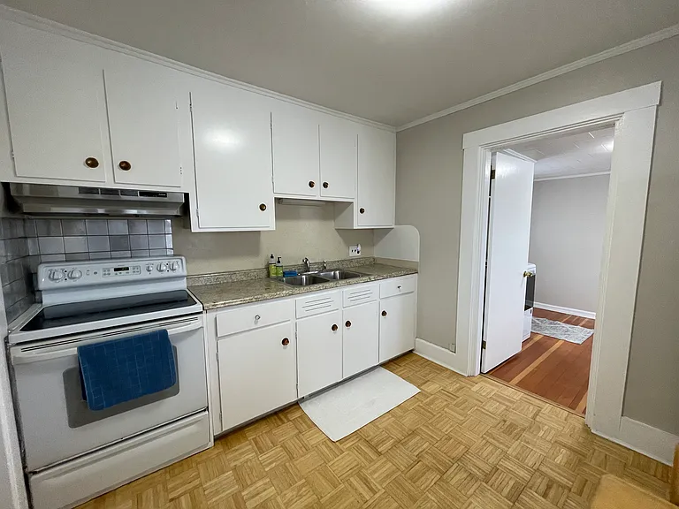 593 Quincy Shore Dr #2 — Photo 2