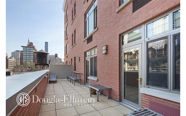 Rented by Douglas Elliman | media 26