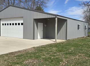 223 Chapman St, Paw Paw, IL 61353