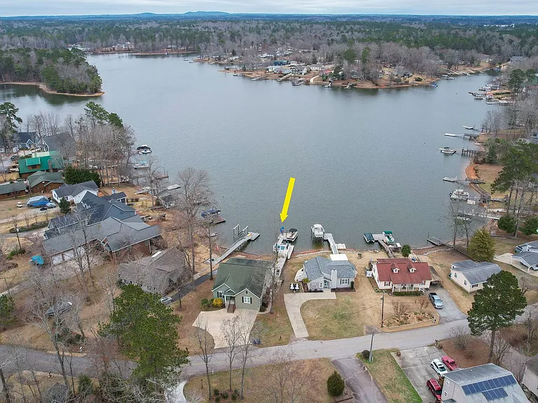 215 Mariners Pointe Rd — Photo 8