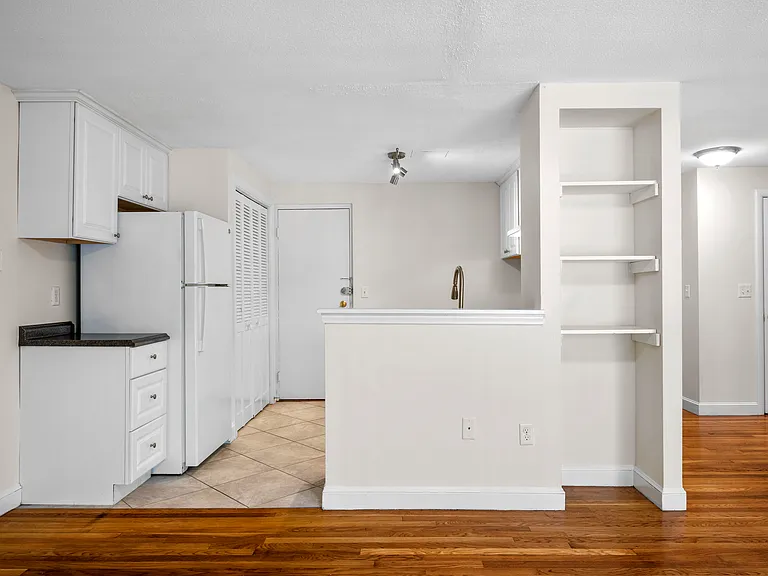 333 Main Street — Photo 3