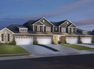 8315 Glacier Ridge Dr, Fishers, IN 46038