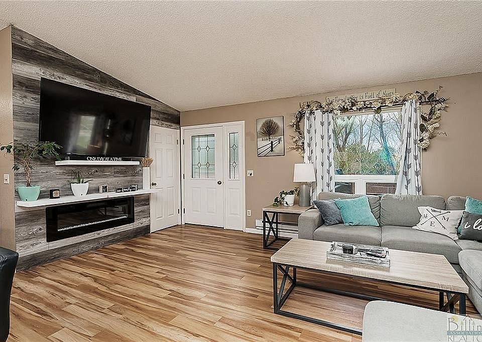 1st image of 3435 Mitzi Dr