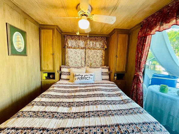 2 Isle Of Venice Dr #16, Fort Lauderdale, FL 33301