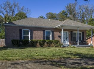 3037 Cabinwood Dr, Louisville, KY 40220