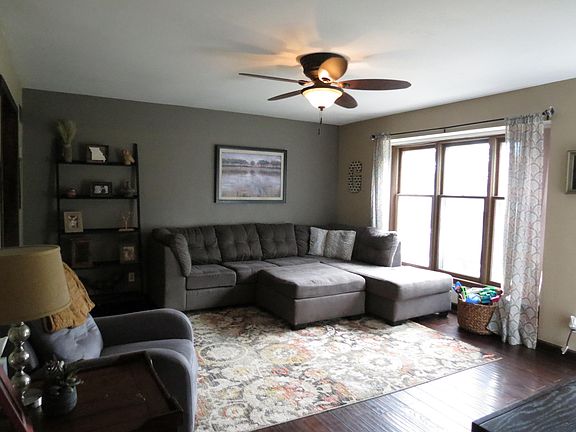 4th image of 1128 Stonehaven Ave