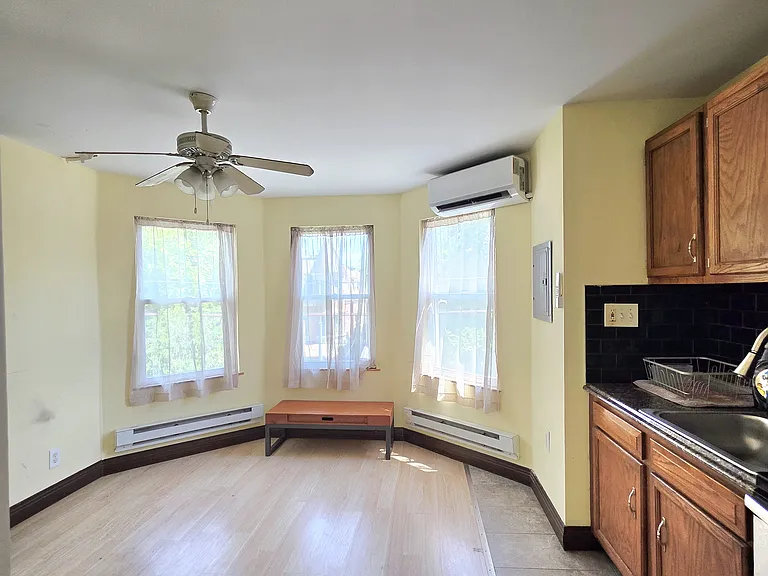 830 S 49th St #6 — Photo 6