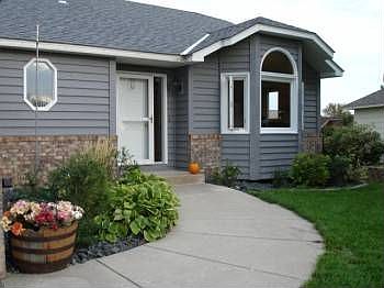 1st image of 4724 91st Cres N