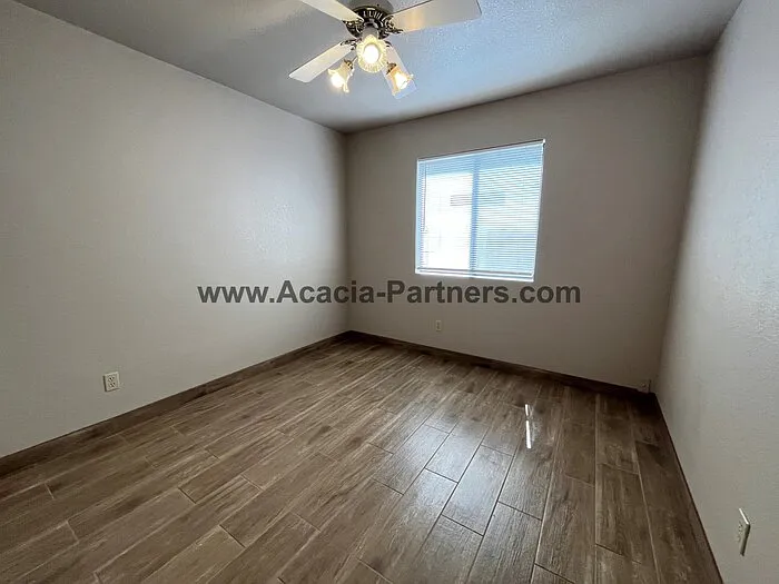 426 S Ridgefield Ave — Photo 15