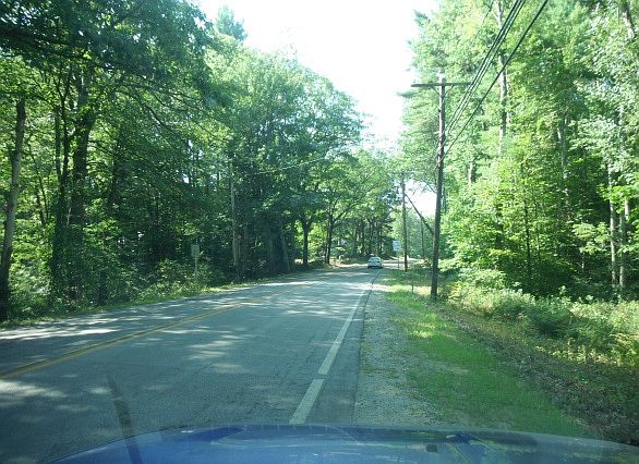 2nd image of 27 Bow Center Rd