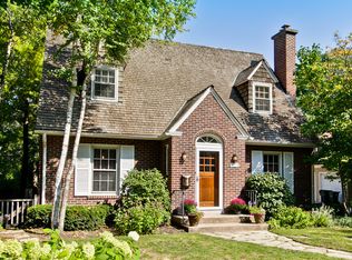 312 E Center Ave, Lake Bluff, IL 60044